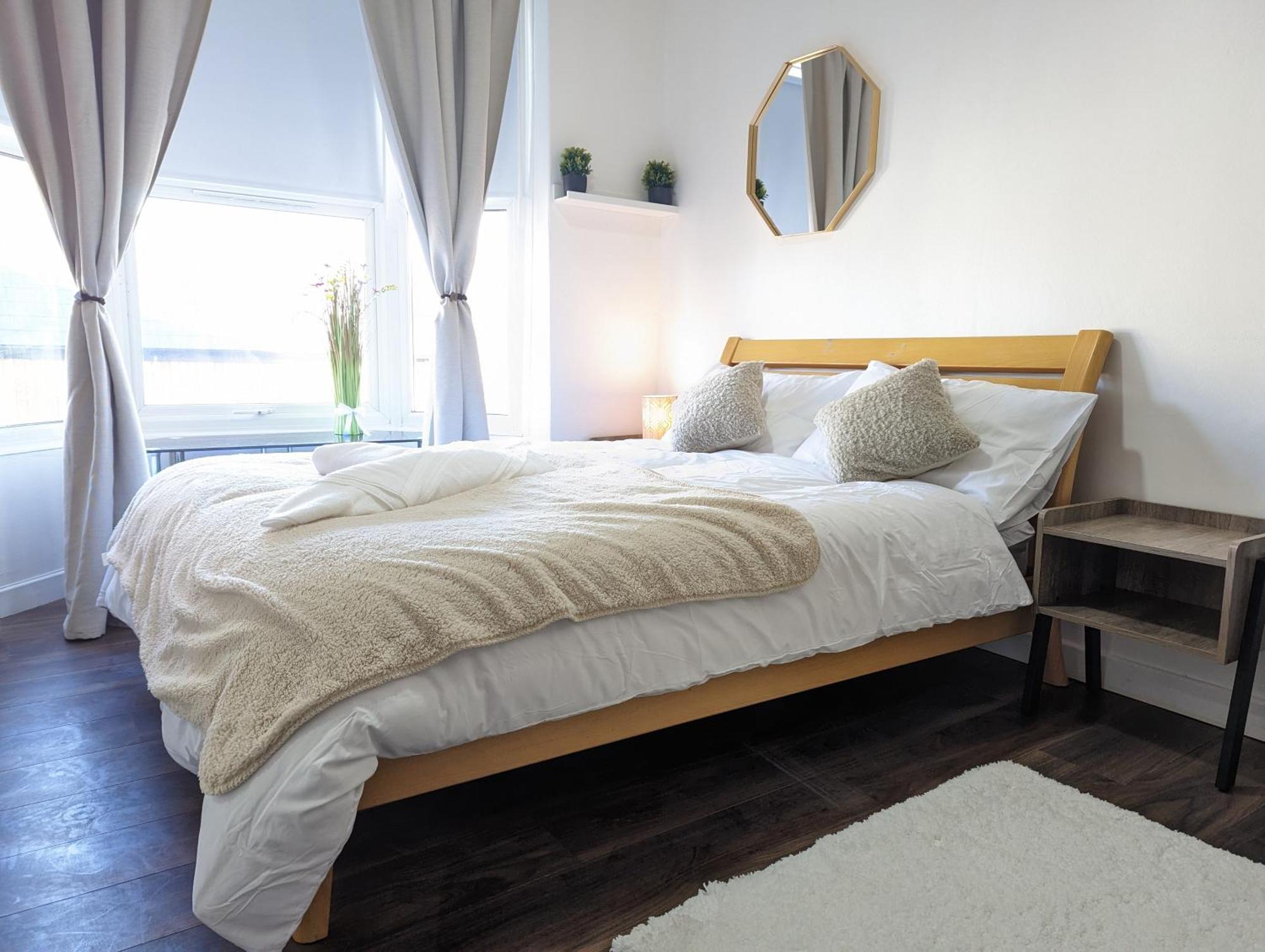 Inner-City Apartments - Basic Amenites Cardiff Buitenkant foto